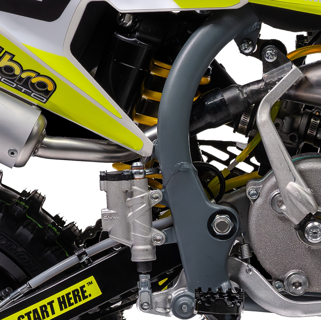 CX65 Swingarm